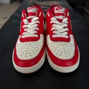 Nike Court Vision Low.